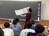 １