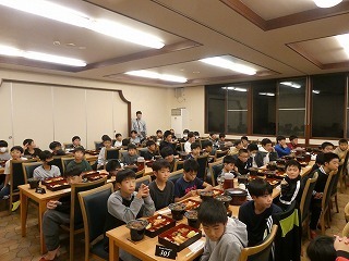 １