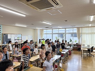 １