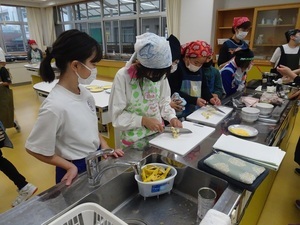 家庭科クラブ