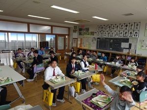 縦割り給食2