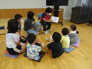 6年生にょる読み聞かせ