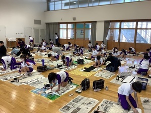 4年生の書き初め大会